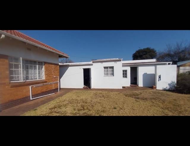 3 BEDROOM HOUSE FOR SALE IN SUNNYRIDGE